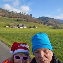 Weihnachtsspaziergang bei strahlenden Sonnenschein 🌞