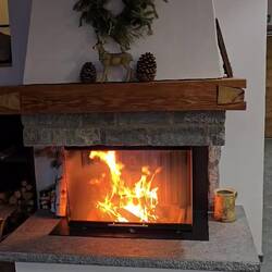 Rezeption mit Kaminfeuer 🔥 sehr hübsch