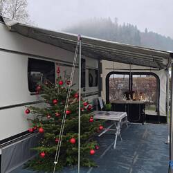 ... schön geschmückt Schwarzwald Style