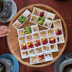 Die Grundlage für Churry Paste - Gewürze, Kräuter, Chilli, etc.