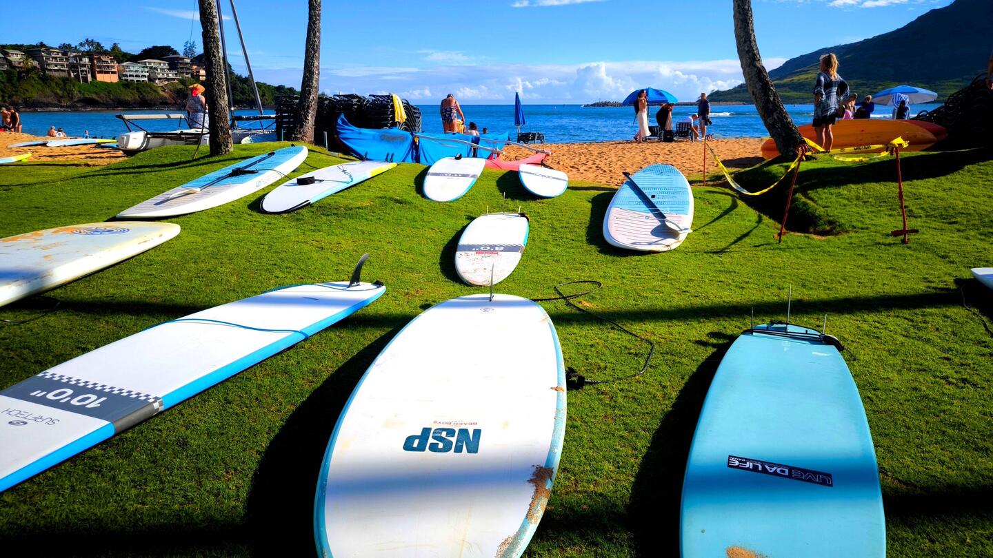 Surfbretter am Kalapaki Beach