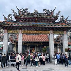der Longshan Tempel