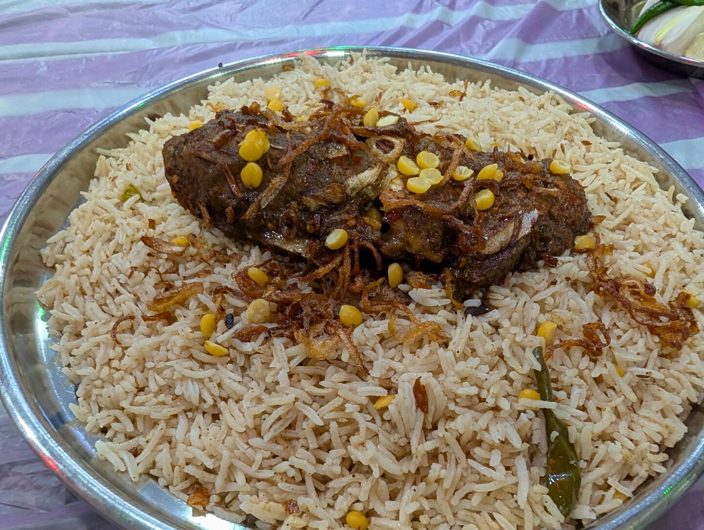 Steamed beef on the with oriental rocr