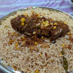 Steamed beef on the with oriental rocr