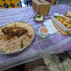 Beef with bread and vegetables