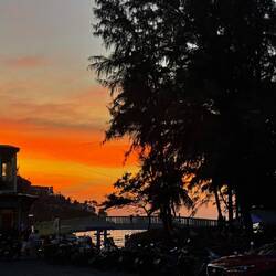 Erster Sonnenuntergang