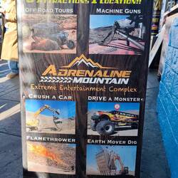 Diese Plakate und Flyer werden in Las Vegas auf offener Straße aufgestellt,.....