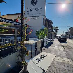 Die Tafel sieht auch sehr "Crispy" aus auf dem Boden.