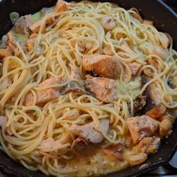 Belohnung für den schönen Tag...Nudeln mit Lachs und Shrimps