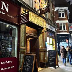 Sunday Roast at Punch Tavern