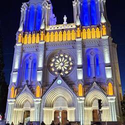Die beleuchtete Kathedrale von Nizza