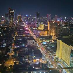 Phnom Penh night scene