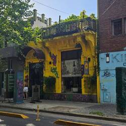 Typische Häuser in Palermo