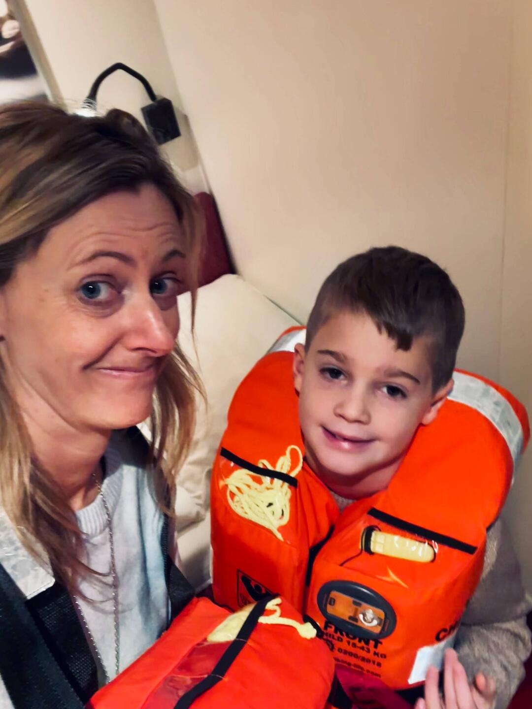 Gut, nachdem wir seit 4 Uhr auf den Beinen sind, ist die Motivation hier leicht im Keller 😂