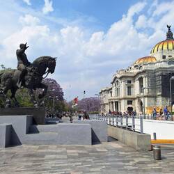 Purple jacarandas and Palácio Bellas Artes