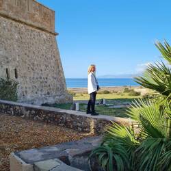 Moni gehört nun zu den Mauren, die hier einmal die Gegend beherschten