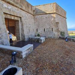 Natürlich geschlossen