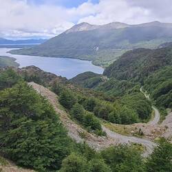 Blick von oben auf unsere Straße