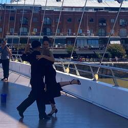 Tango gibt es hier überall