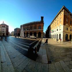 Piazza del Comune. Panoramic view.