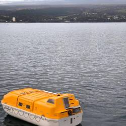 Tenderboote vor dem Mauna Kea