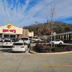 Buccees, of course! Diesel 2.74 a gallon!!