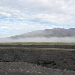 Fahrt durch Vulkanlandschaft