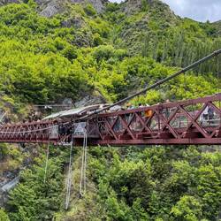Die Kawarau Gorge Suspension Bridge - die weltweit erste kommerzielle Bungee-Sprung-Anbieterlocation