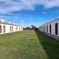 Alte, aber restaurierte, Hütten der Fischer