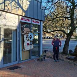 ....hat aber heute geschlossen.