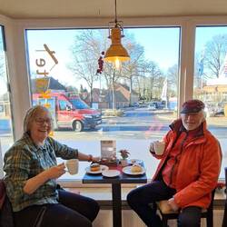 Kurz vor dem Ziel in der "Brotkate".😁👍
