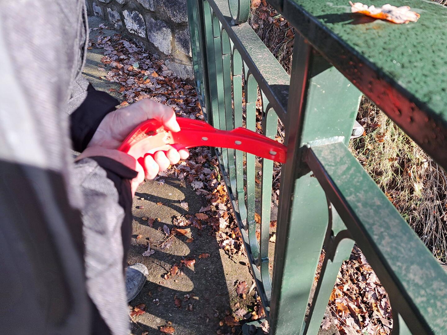 Das Geländer wurde zur Kaltverformung genutzt