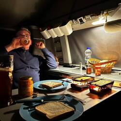 Das Abendessen, Raclette im Cali und ein kühles Weißbier ☺️