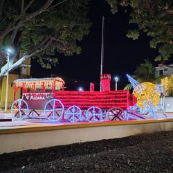 ... und alles ist vorweihnachtlich geschmückt 🪅