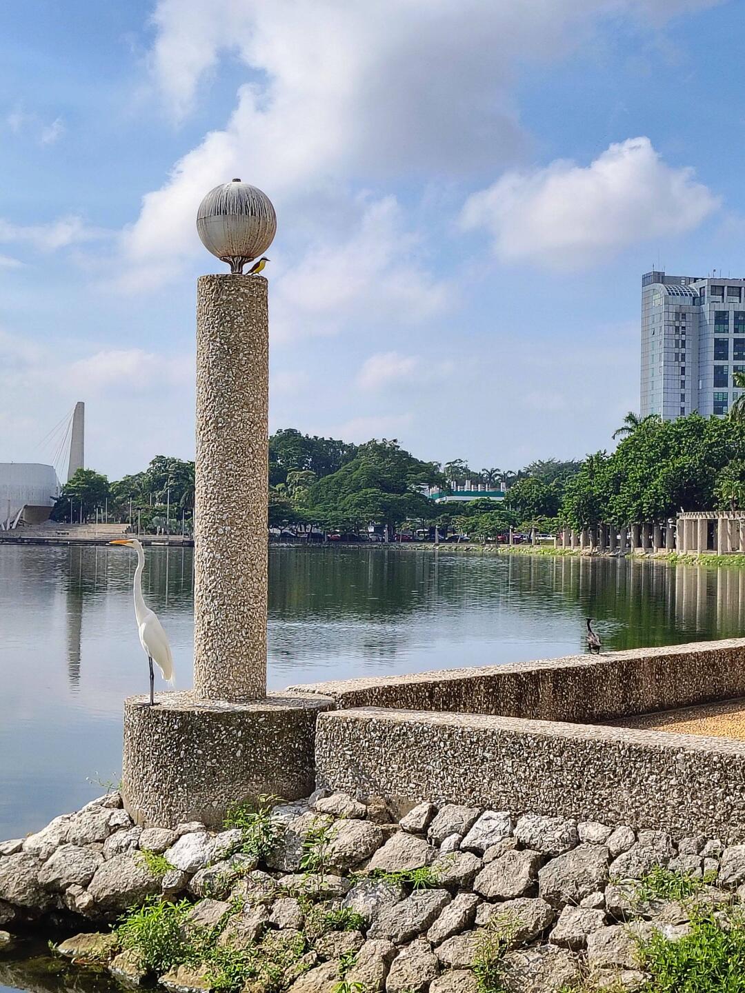 La Laguna de Las Illusiones ...