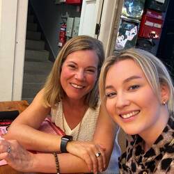 Patentante und Patenkind Celina