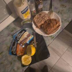 These tuna sandwiches were so good with the fresh lemon.