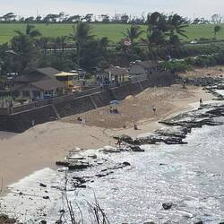 Am Turtle Beach, links die Schildkröten