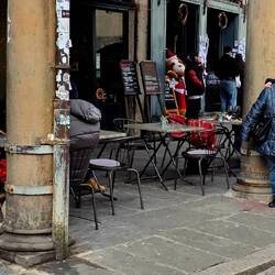 Rahel & Lucica (my mother) in Bergamo.