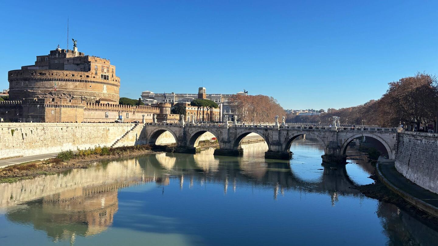 Engelsburg mit Ponte d'Angelo