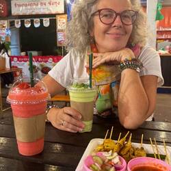 Au night food market et son smoothie avocat 🥑🥰