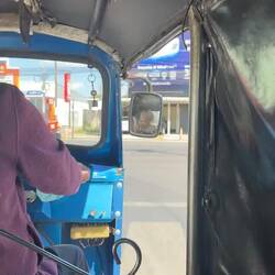 Retour à l'hôtel en tuk tuk 🤗