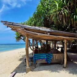 Our kabana - site of meals, drinks, massages and snoozes in the breeze