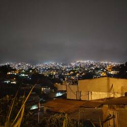 nächtlicher Blick auf die Stadt