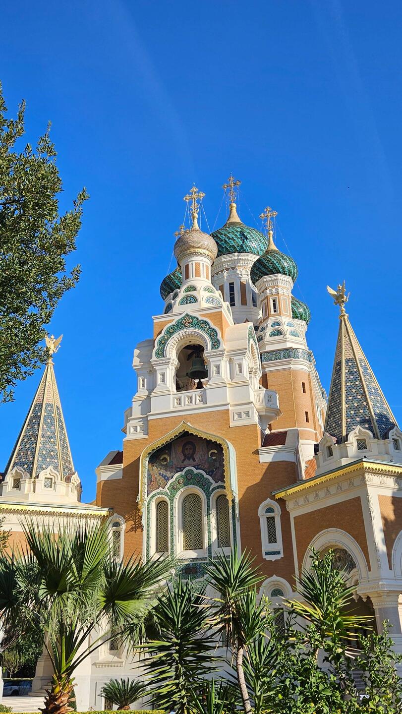 Die russisch-orthodoxe Kirche von Nizza ist dem Hl. Nikolaus geweiht.