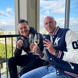 Daniel hat eine Zigarre spendiert☺️🤪