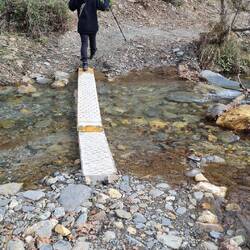 Erster Test, die Brücke hält! Also kann auch ich ...