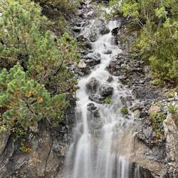 hübscher Wasserfall