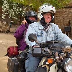 Christian and his wife Gerti fill us in on Senegal tips. They have been driving this old BMW for yea