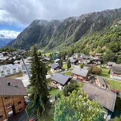 das hübsche Örtchen Blatten